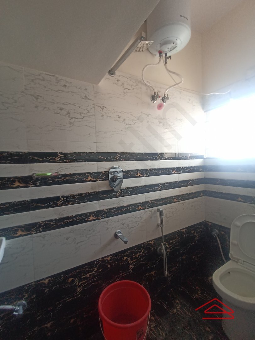 Sub Unit : bathrooms 2