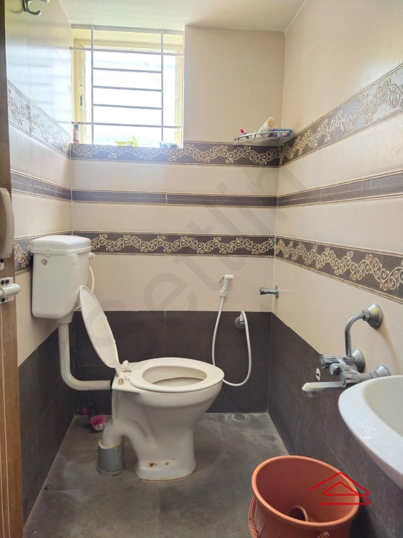 Sub Unit : bathrooms 1