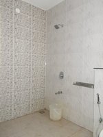 Sub Unit : bathrooms 2