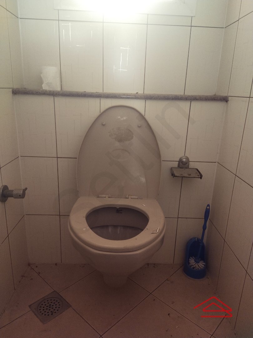Bathroom 4