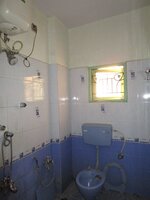 Sub Unit : bathrooms 2