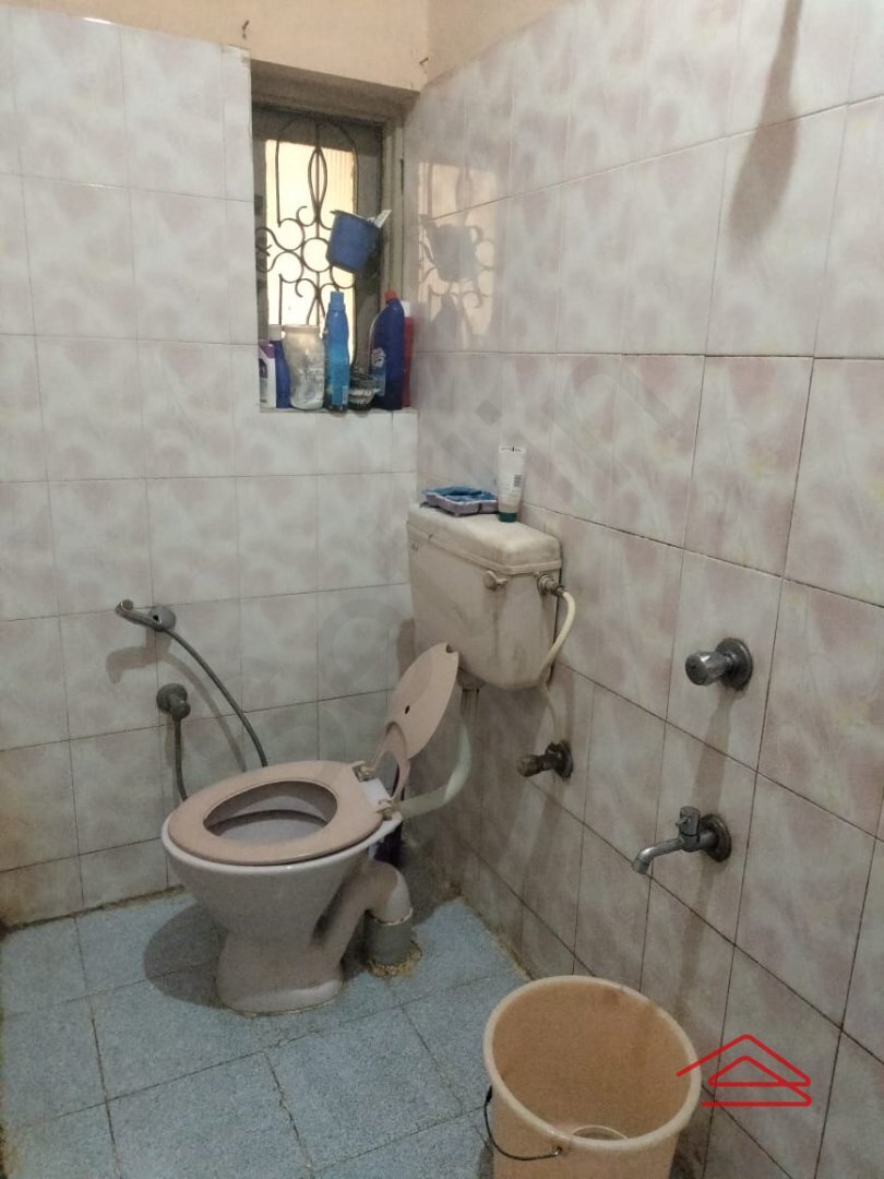 Sub Unit : bathrooms 1