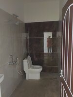 Sub Unit : bathrooms 1
