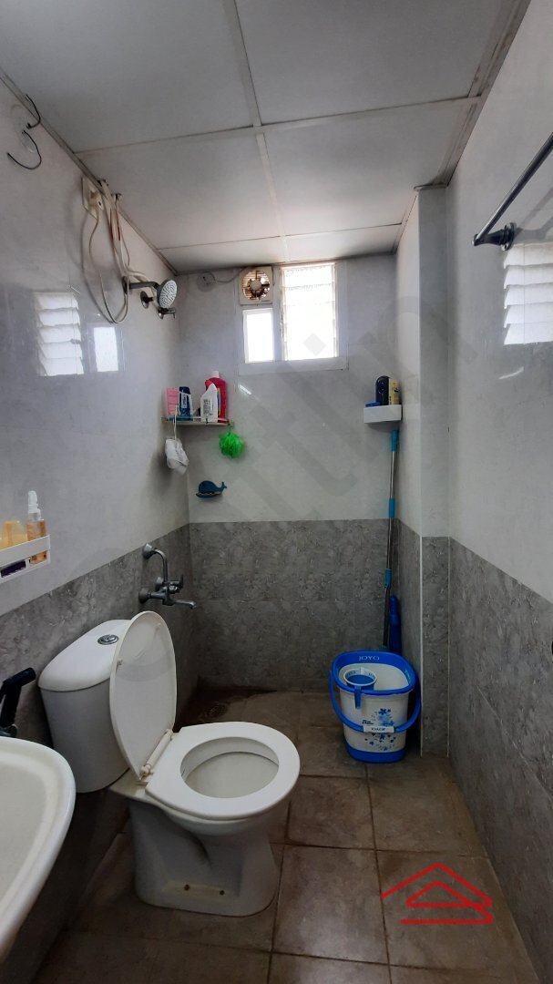 Bathroom 2