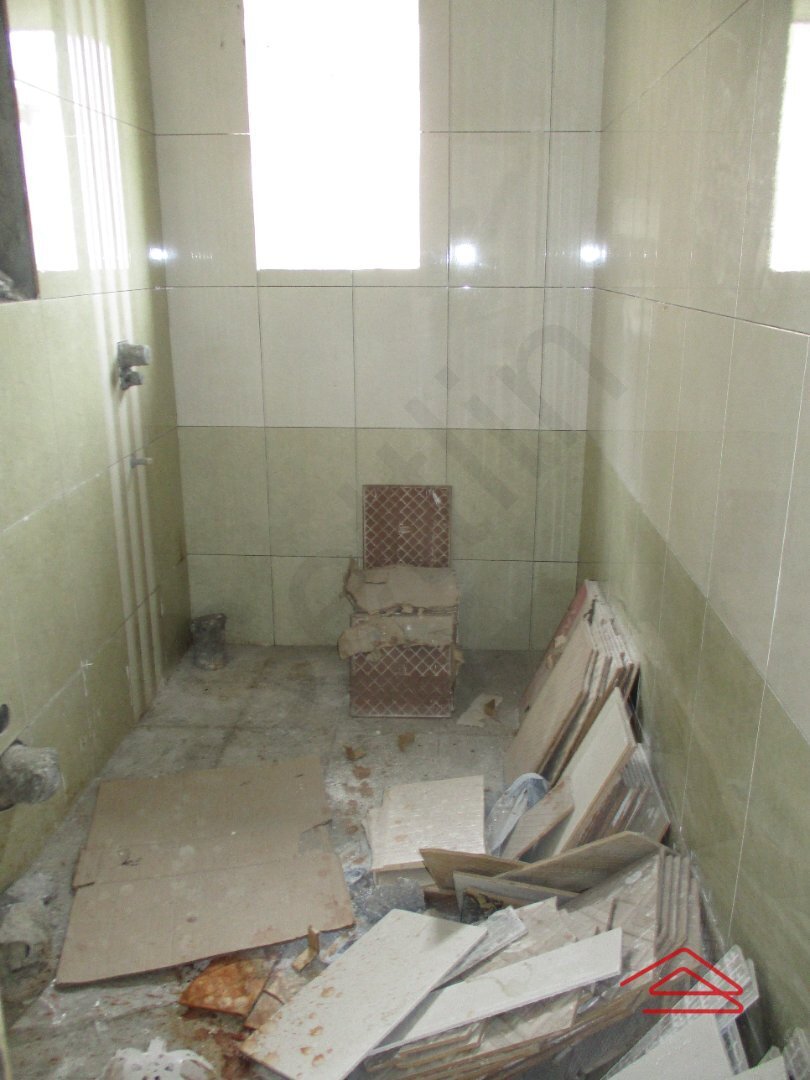 Bathroom 4