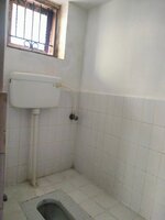 Servant Bathroom 1