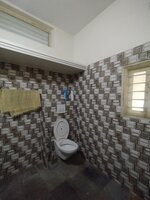 Sub Unit : bathrooms 2