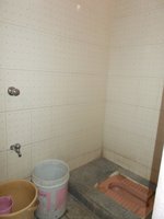 Sub Unit : bathrooms 1