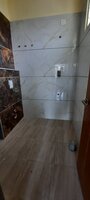 Sub Unit : bathrooms 2