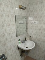 Sub Unit : bathrooms 1