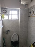 Sub Unit : bathrooms 3