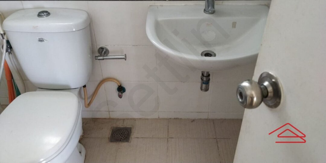 Bathroom 2