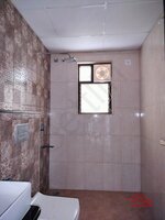 Servant Bathroom 1