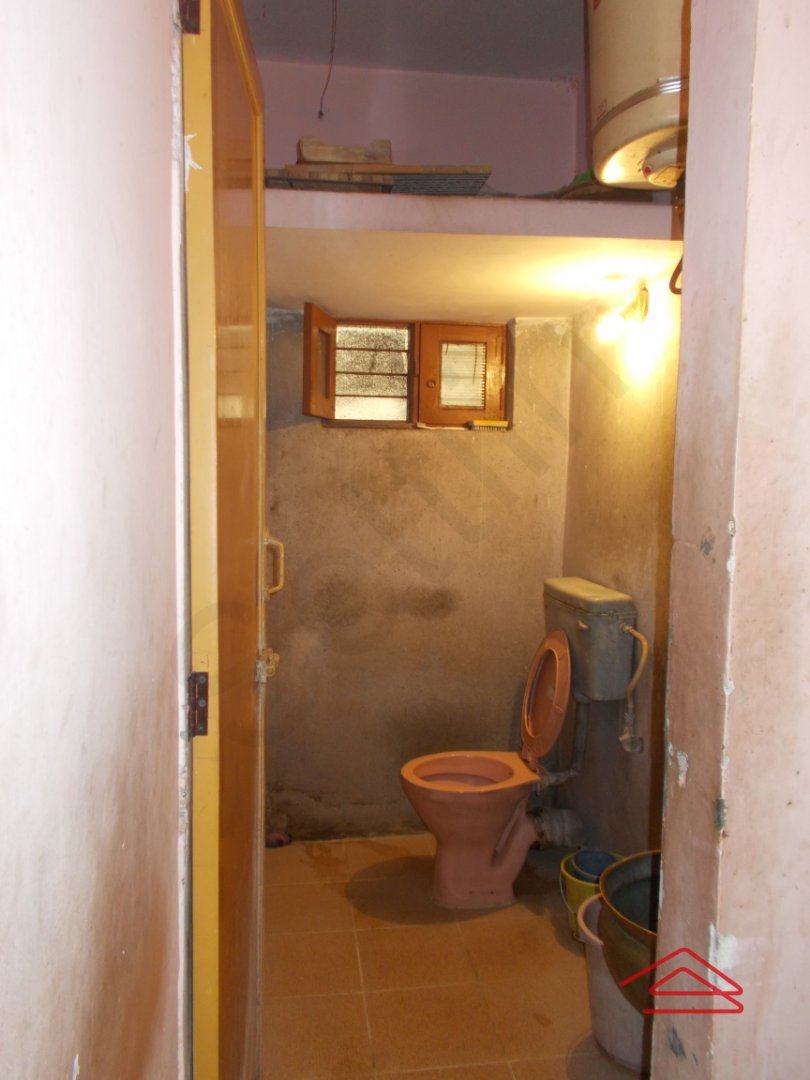 Sub Unit : bathrooms 1