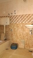 bathroom 4