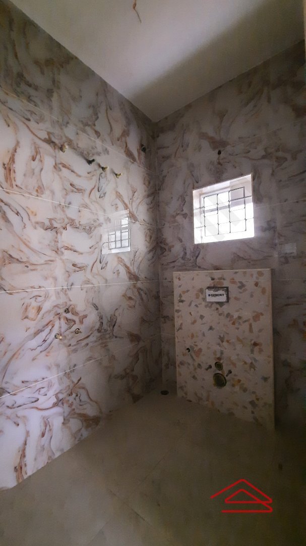 Bathroom 4