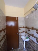 Sub Unit : bathrooms 1