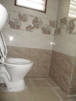 Sub Unit : bathrooms 1