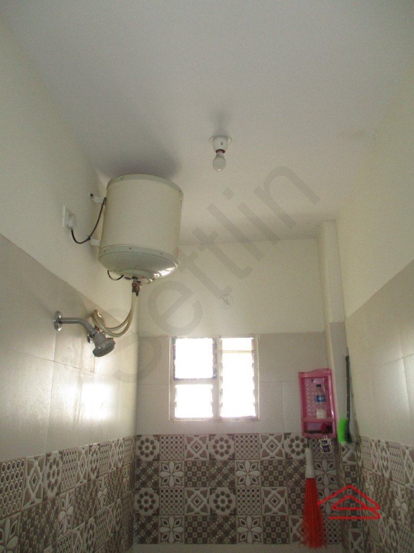 Sub Unit : bathrooms 1
