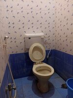 Sub Unit : bathrooms 1
