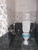 Sub Unit : Bathroom 1