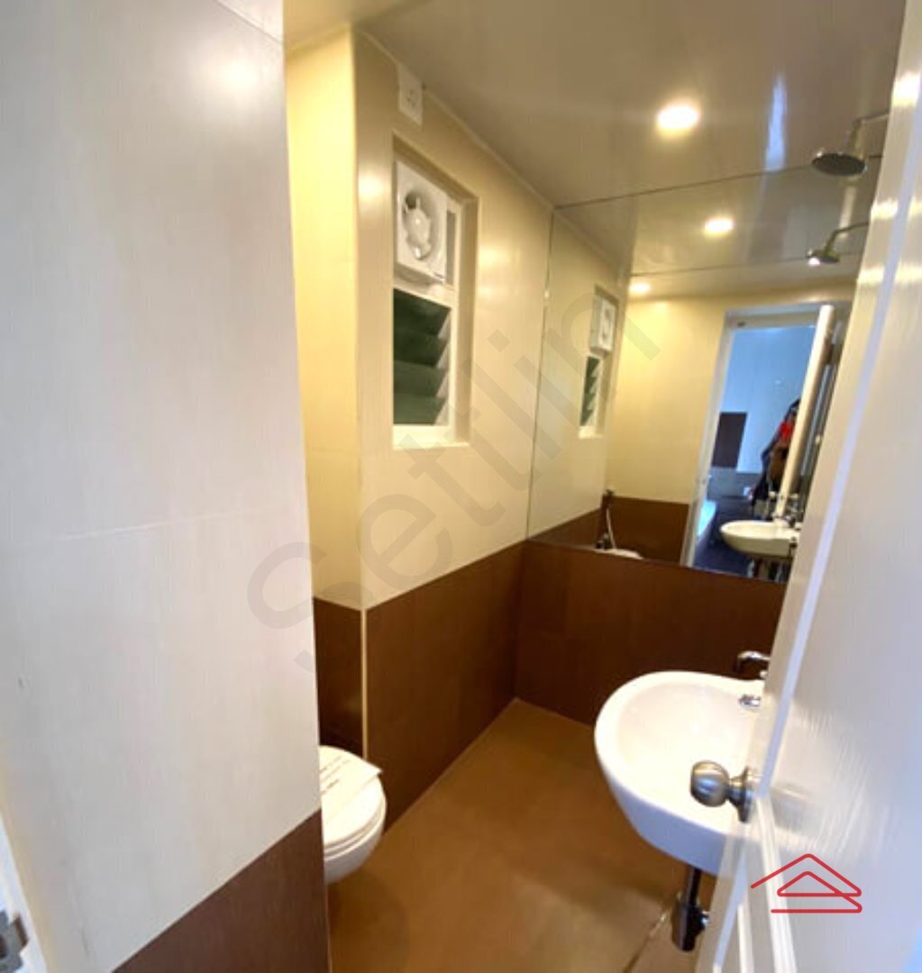 Bathroom 2