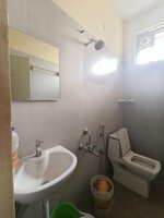 Sub Unit : bathrooms 2