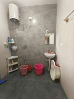 Sub Unit : bathrooms 1