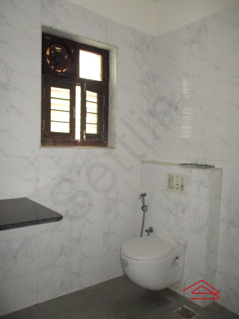 Bathroom 4