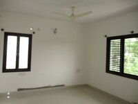 Hall 2
