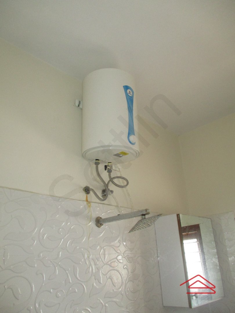Sub Unit : bathrooms 3