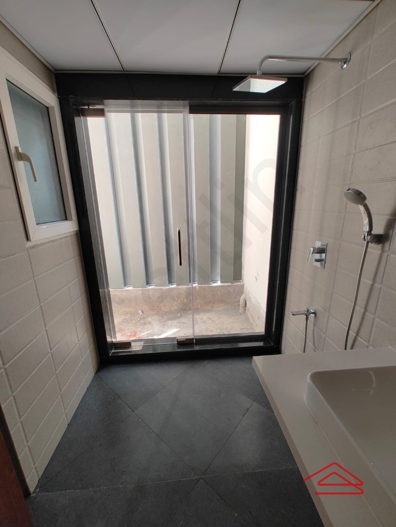 Bathroom 4