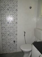 bathrooms 1