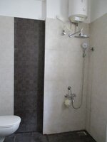 bathrooms 3