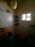 Sub Unit : bathrooms 1