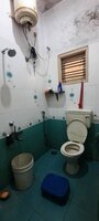 Sub Unit : bathrooms 1