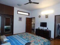 bedrooms 2