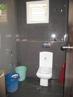 Sub Unit : bathrooms 2