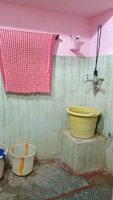Sub Unit : bathrooms 1
