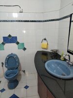bathrooms 3