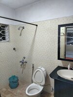 bathrooms 2