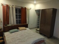 bedrooms 4