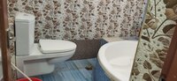 Sub Unit : bathrooms 2
