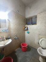 Sub Unit : bathrooms 1