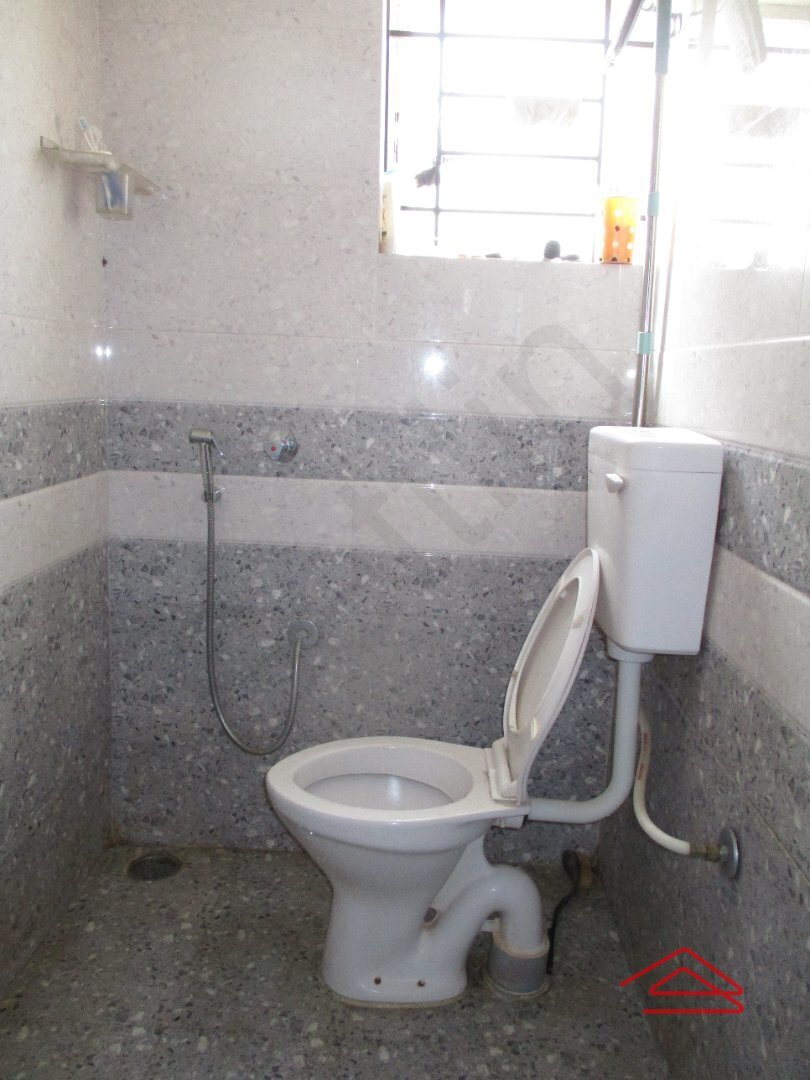 Sub Unit : bathrooms 2