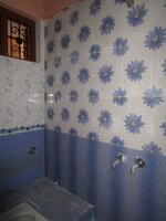 Sub Unit : bathrooms 2
