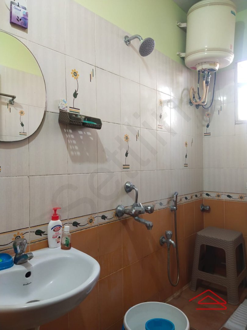 Bathroom 2