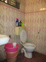 bathroom 4