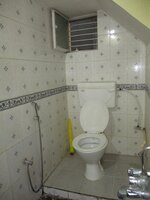 Sub Unit : bathrooms 1