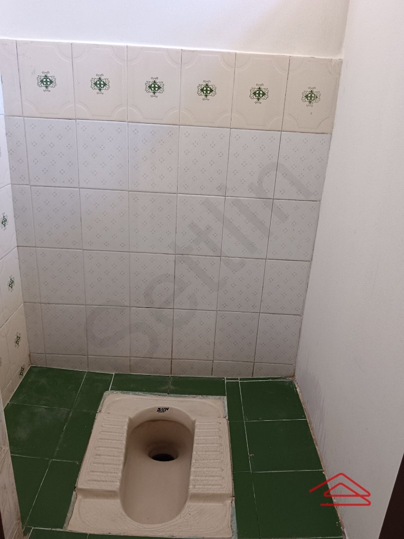 bathrooms 4